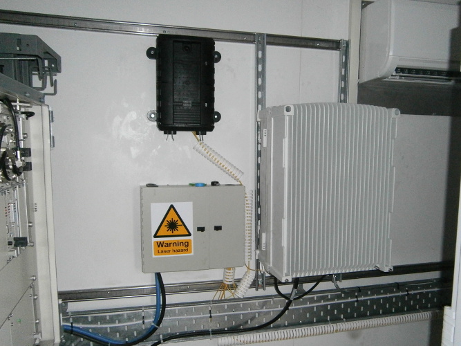 SELECOM OPTIREP GSM-R LONG CELL REPEATER SELECOM OPTIREP GSM-R LONG CELL REPEATER